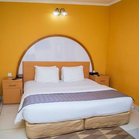 Airside Hotel Accra Exterior photo
