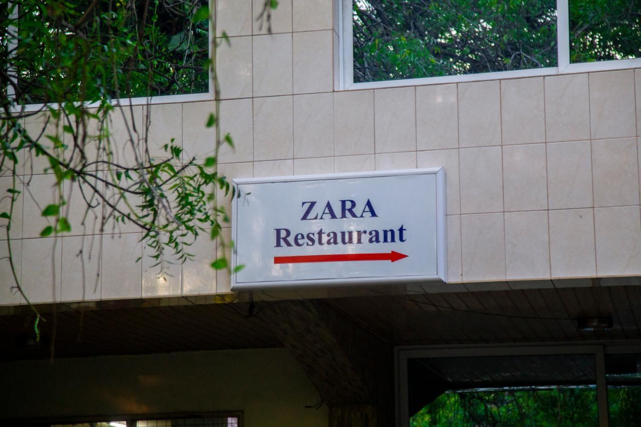 Airside Hotel Accra Exterior photo