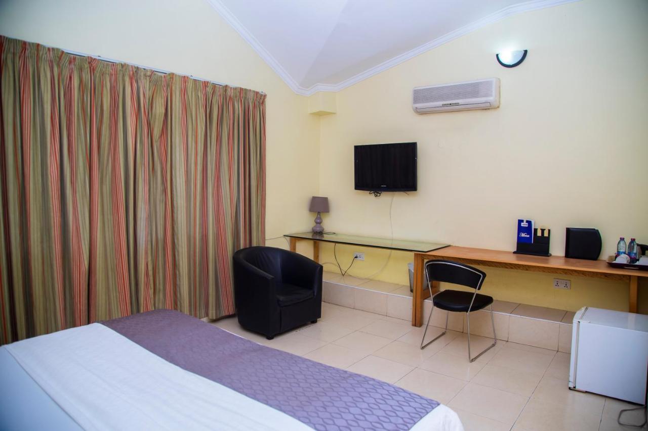 Airside Hotel Accra Exterior photo