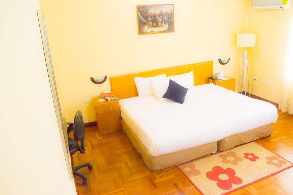 Airside Hotel Accra Exterior photo